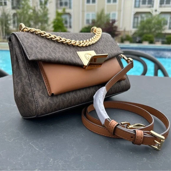 ❗️SOLD ❗️Michael Kors Lita Medium Monogram Shoulder Crossbody Bag - Picture 11 of 12